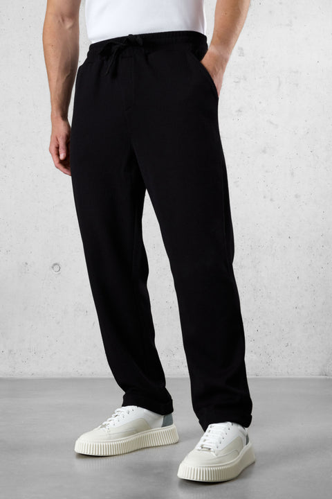 BLACK RUFFLES PANTS