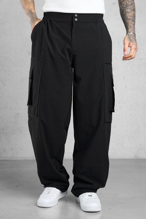 BLACK NYLON TRACKPANTS