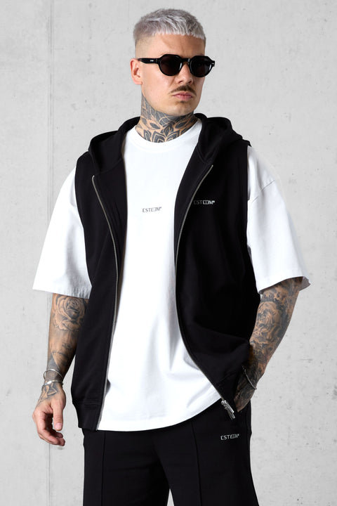 BLACK ESSENTIAL SWEATVEST