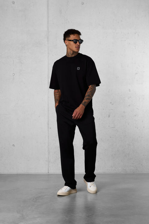BLACK ICON OVERSIZED TEE