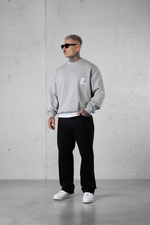 GREY E. STATEMENT OVERSIZED SWEATER