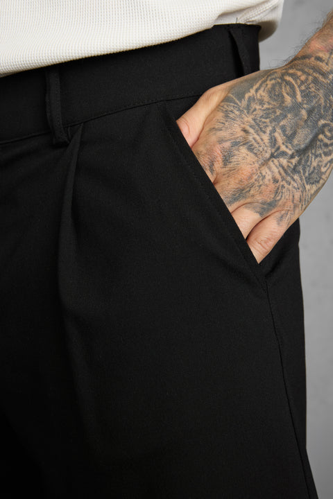 BLACK WIDE TAILORED SHORTS