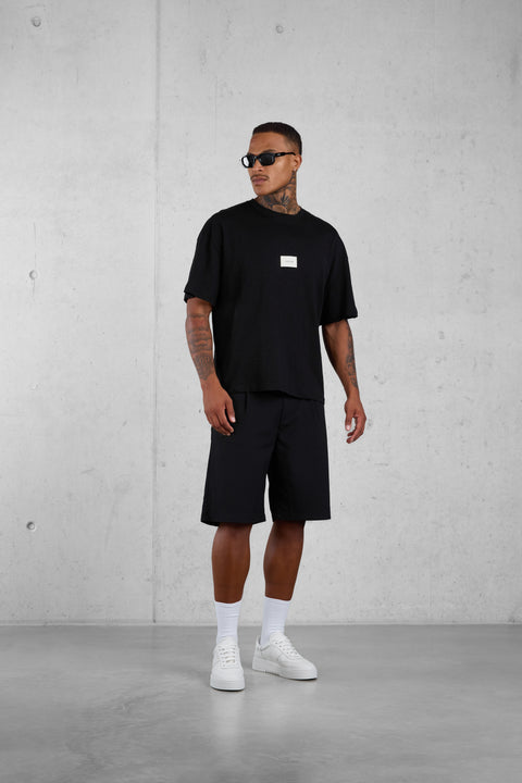 BLACK WOVEN LABEL OVERSIZED TEE