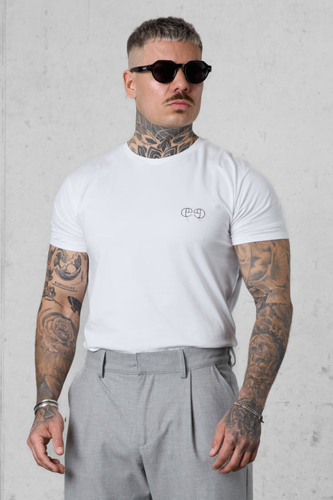 WHITE LOOP LOGO TEE